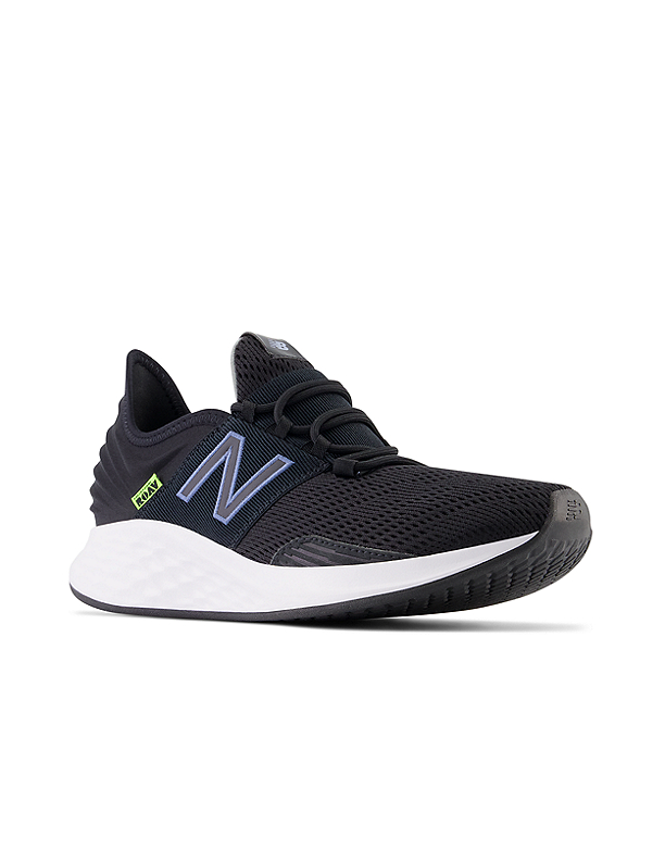new balance　MTROVRW  25.0 New Balance Fresh Foam X More v4 Grey: MMORAG4 - A Perfect