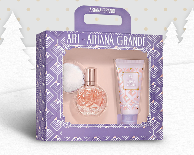 Ari by Ariana Grande set